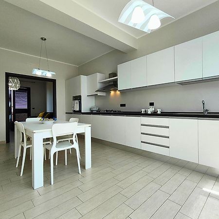 Siracusa Suite, Ac + Wi-Fi + Free Private Parking Syrakuzy Zewnętrze zdjęcie